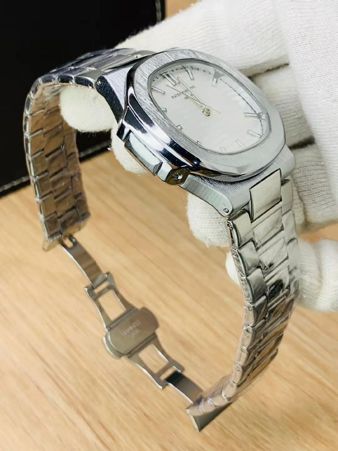 Patek Luxury Classy Look Silver - White Watch watch Tech Circle Test 